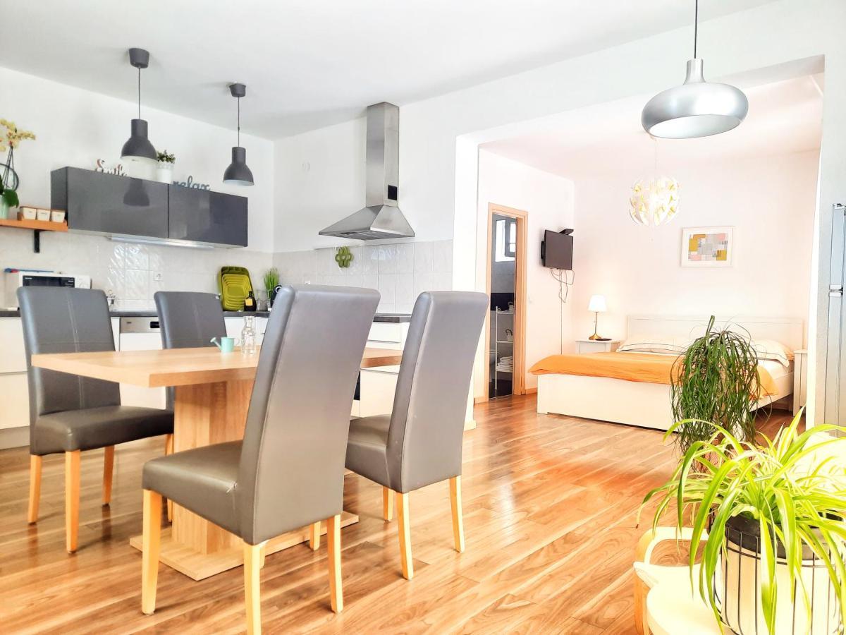 Apartments Nika Slunj Exterior photo